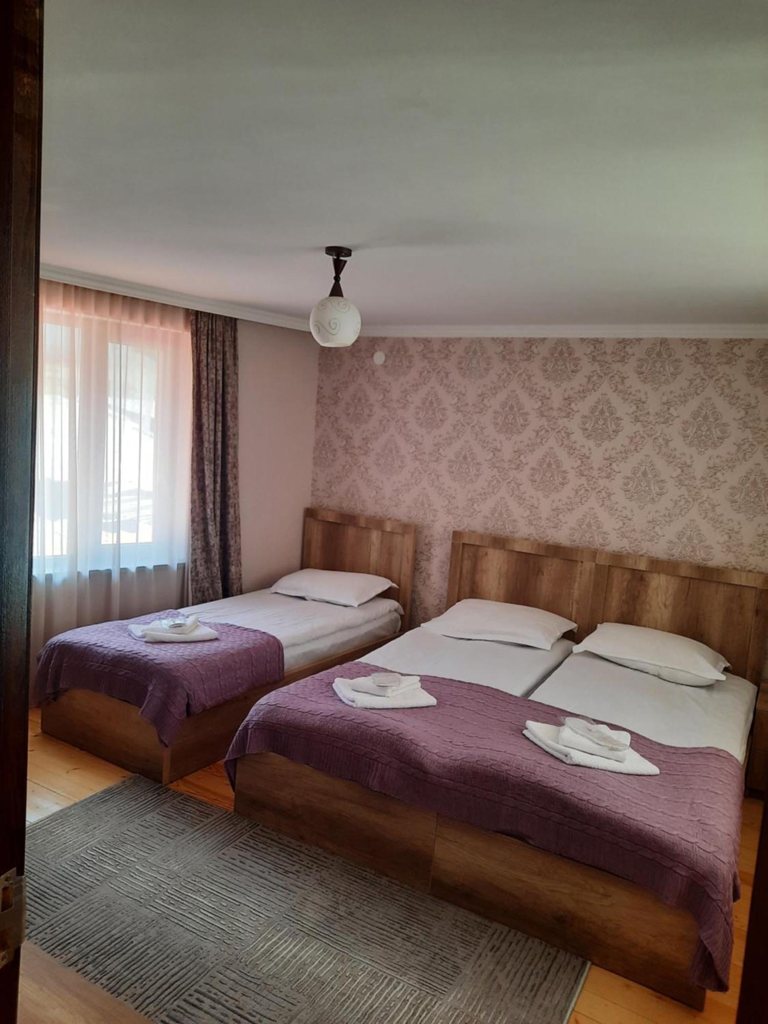 Hotel Four Season In Kazbegi Chambre photo
