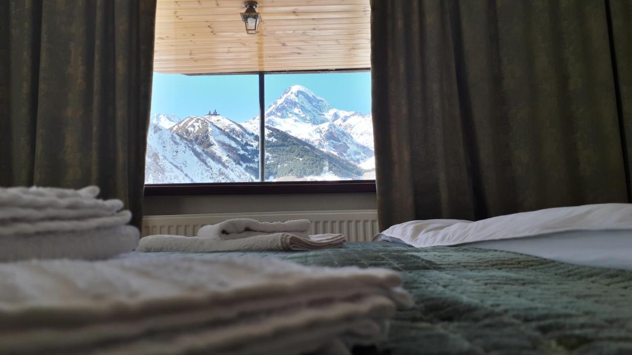 Hotel Four Season In Kazbegi Extérieur photo